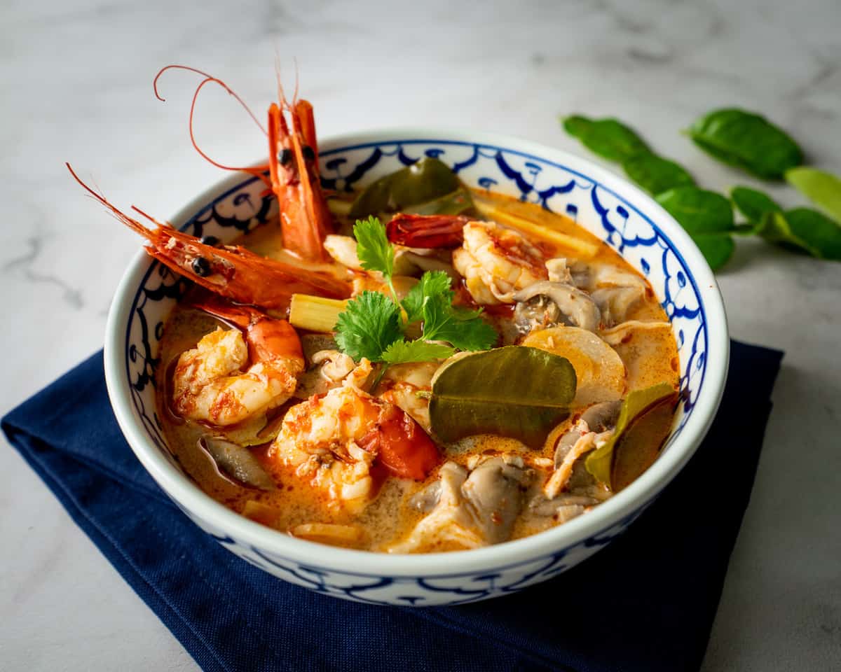 Tom Yum Goong (2 servings)